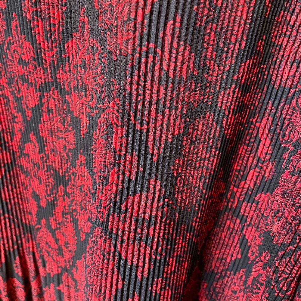 Cathrines Womens Velvet Trim Pleated Black Red Blouse Floral Top Plus Size 4X u - Picture 6 of 12